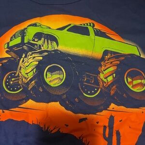 NWT children’s place boys tee